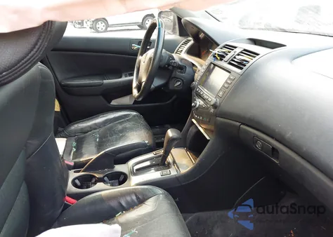 2004 Honda Accord Ex from USA, damaged, VIN 1HGCM56774A020301